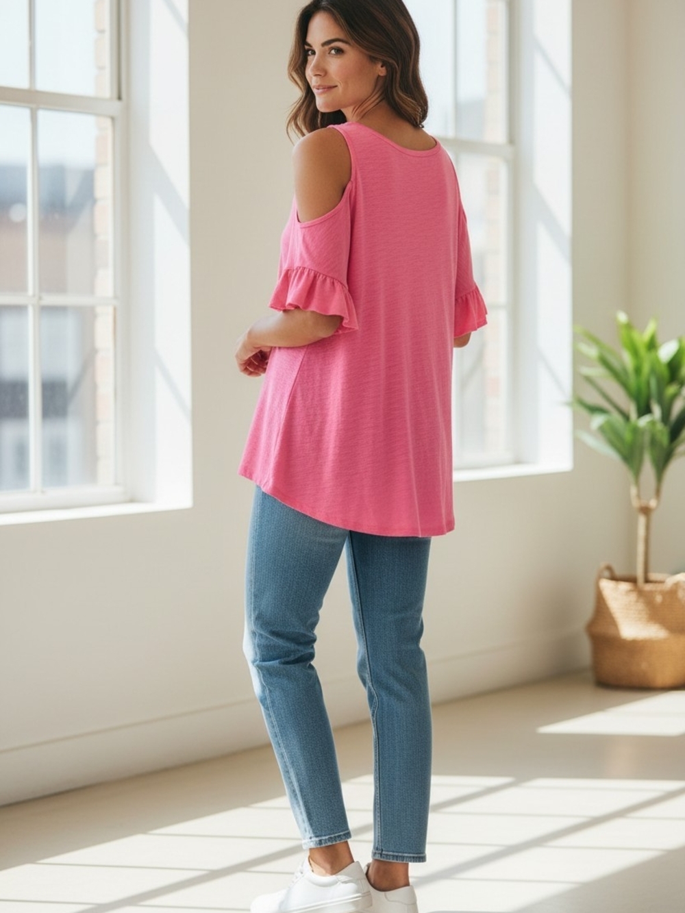 La Mienne Pink Scoop Neck Knit Top